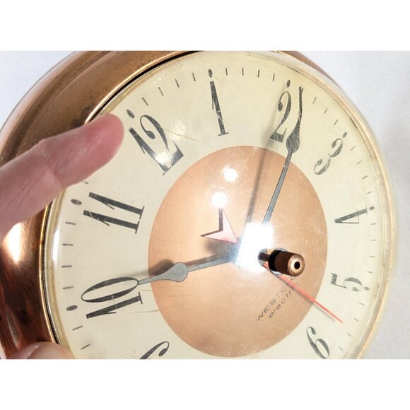 Vintage 7" Westclox Electric Oracle copper surround wall clock, 1950-1960s - Picture 4 of 10